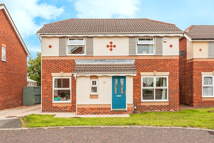 4 Bedroom Detached House For Sale In Mayfield Gardens, Ossett, WF5