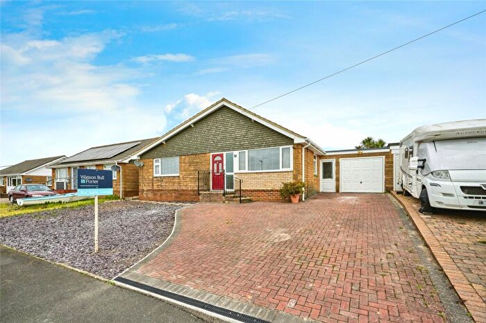 3 Bedroom Bungalow For Sale In Culver Way, Sandown, Isle Of Wight, PO36
