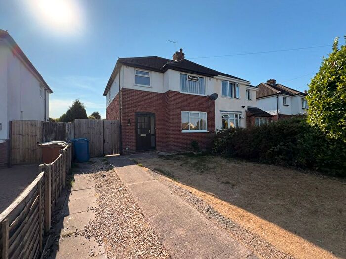 3 Bedroom Property To Rent In Curborough Road, Lichfield, WS13