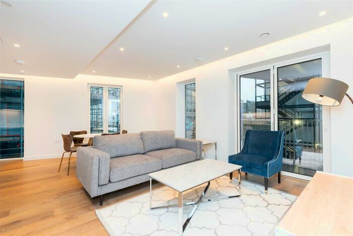 2 Bedroom Flat To Rent In Postmark, Jubilee Walk, WC1X