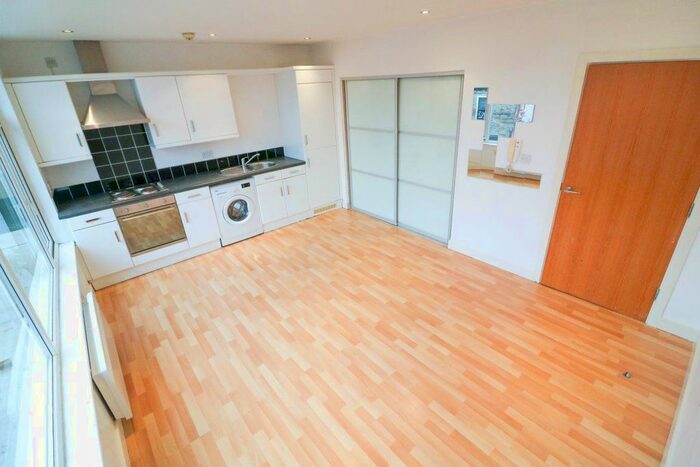 1 Bedroom Flat To Rent In Rawson Quarters, Bradford City Centre, BD1