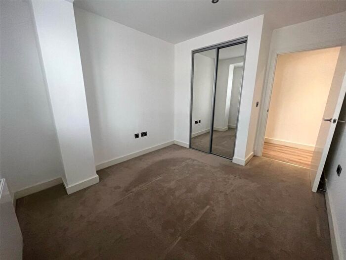 1 Bedroom Flat To Rent In Streetsbrook Road, Solihull, West Midlands, B91
