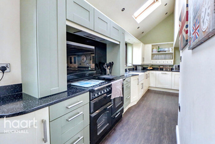 3 Bedroom Cottage For Sale In Mansfield Road, Nottingham, NG16