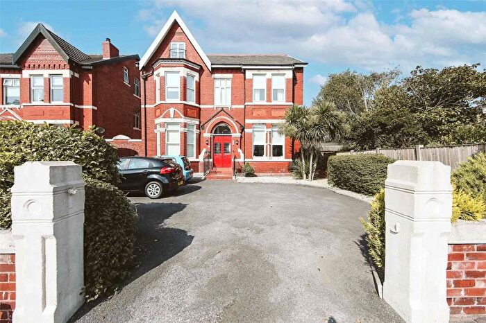 2 Bedroom Apartment For Sale In Regent Road, Southport, Merseyside, PR8