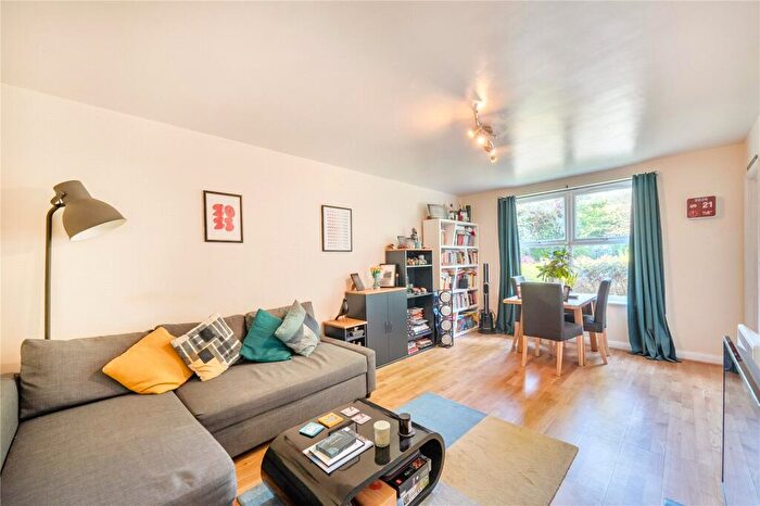 1 Bedroom Flat For Sale In Paxton Road, London, SE23