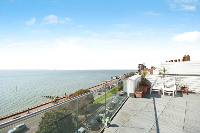 4 Bedroom Flat For Sale In The Leas, Westcliff-On-Sea, Essex, SS0