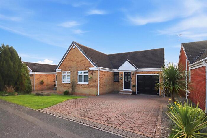 3 Bedroom Detached Bungalow For Sale In Rykneld Rise, Wingerworth, Chesterfield, S42