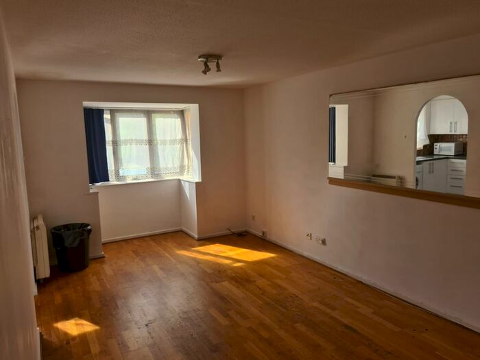 1 Bedroom Flat To Rent In Harrier Road, Colindale, London, NW9