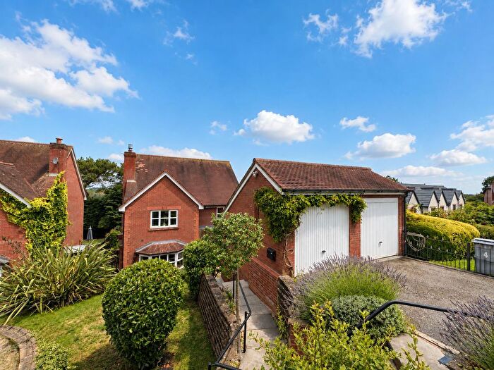 4 Bedroom Detached House For Sale In Eleanor Park, Prenton, CH43