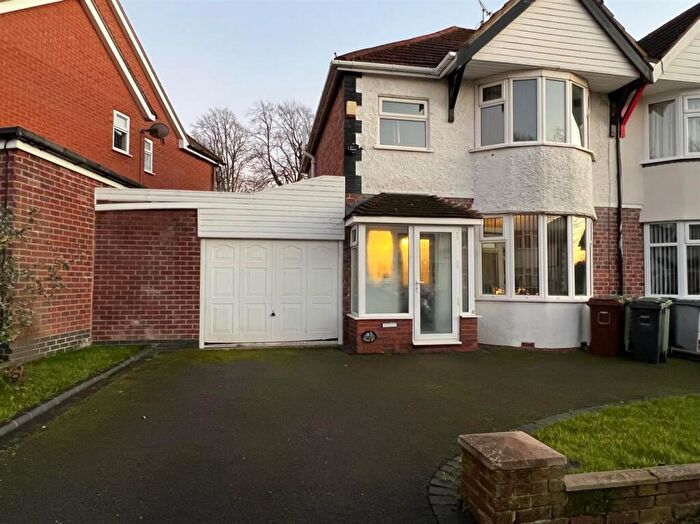 3 Bedroom House To Rent In Sandy Hill Road, Shirley, Solihull, B90