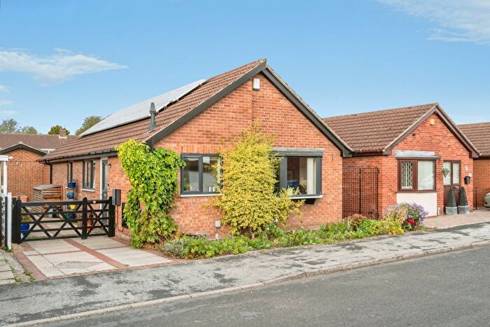 3 Bedroom Detached Bungalow For Sale In Bretton Close, Dunscroft, Doncaster, DN7