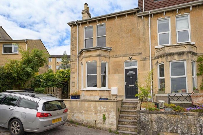 2 Bedroom House To Rent In Kingsdown View, BA1