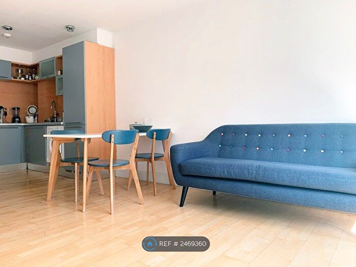 2 Bedroom Flat To Rent In Grange Road, London, SE1