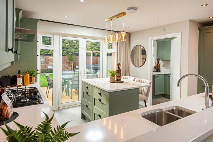 4 Bedroom Detached House For Sale In Stratford Drive Overstone, NN6