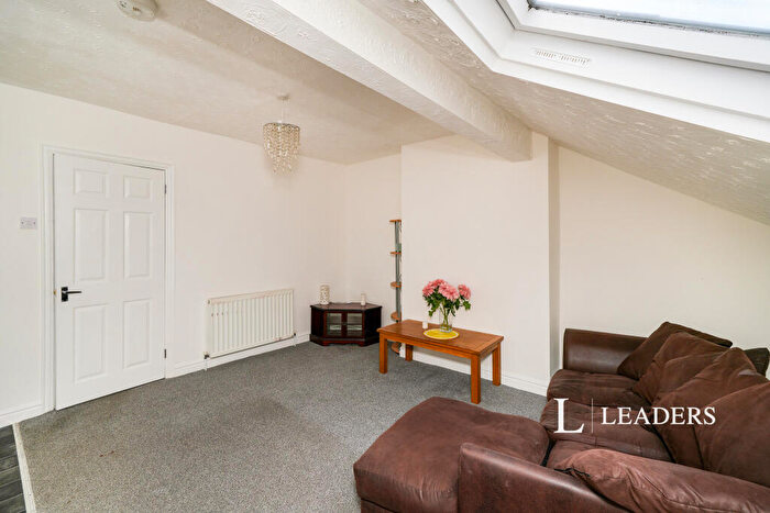 1 Bedroom Flat To Rent In Woodchurch Road, Birkenhead, CH42