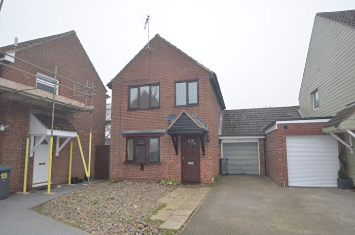 3 Bedroom Detached House For Sale In Trimley St. Mary, Felixstowe, IP11