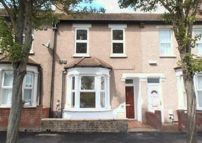 4 Bedroom Terraced House To Rent In South Road Erith, DA8