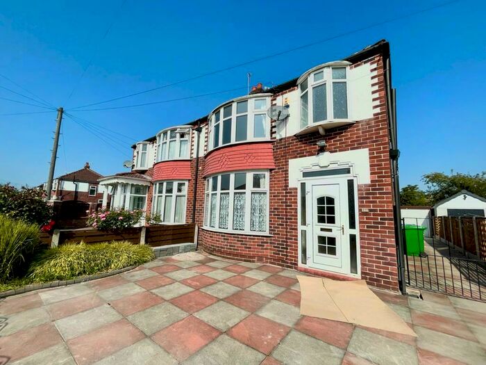 3 Bedroom House To Rent In Brantingham Road, Chorlton, M21