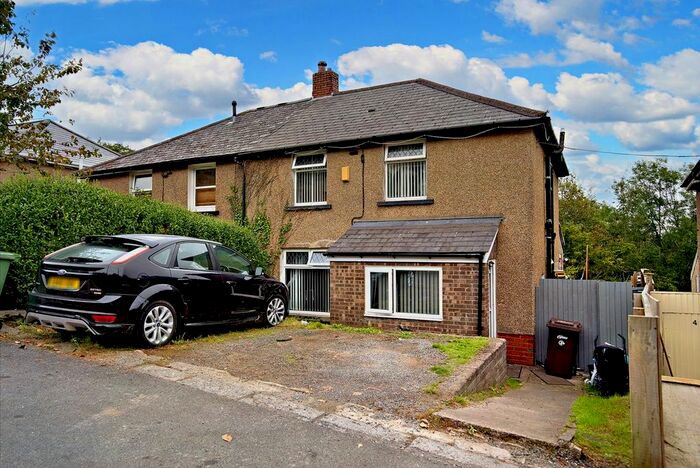 3 Bedroom Semi-Detached House For Sale In Windsor Place, Abertridwr, Caerphilly, CF83