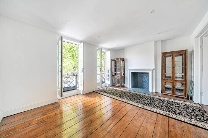 4 Bedroom Terraced House To Rent In Kennington Park Road, Kennington, London, SE11