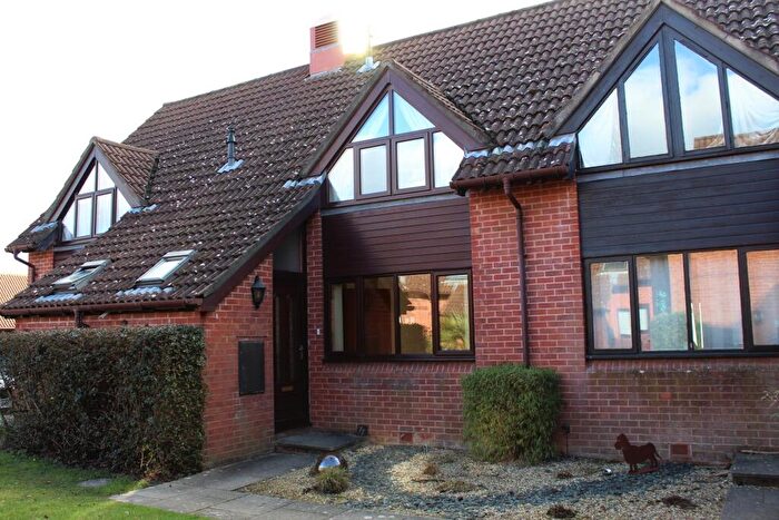 2 Bedroom Terraced House To Rent In Saffron Drive, Hoburne Farm, Christchurch, BH23