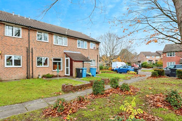 1 Bedroom Flat For Sale In Henbury Close, Canford Heath, Poole, Dorset, BH17