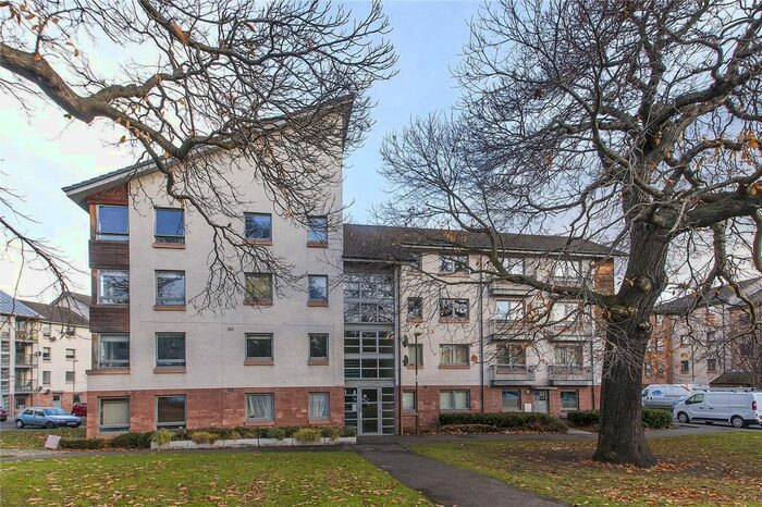 2 Bedroom Flat To Rent In St Triduanas Rest, Restalrig, Edinburgh, EH7