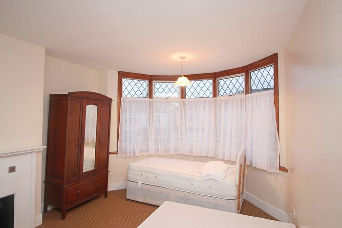 4 Bedroom Terraced House To Rent In Lyndhurst Gardens, Barking, IG11