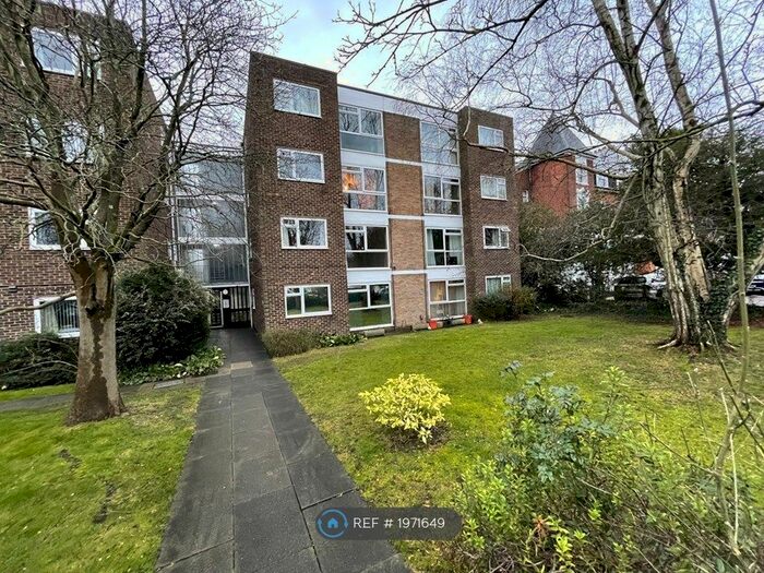 1 Bedroom Flat To Rent In Sinclair Court, Beckenham, BR3