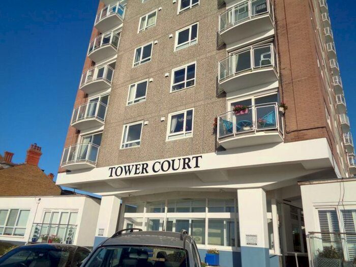 2 Bedroom Flat To Rent In Westcliff Parade, Westcliff On Sea, SS0