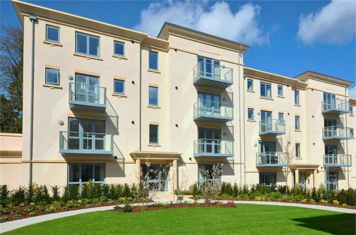 2 Bedroom Flat To Rent In Humphris Place, Cheltenham, Gloucestershire GL53