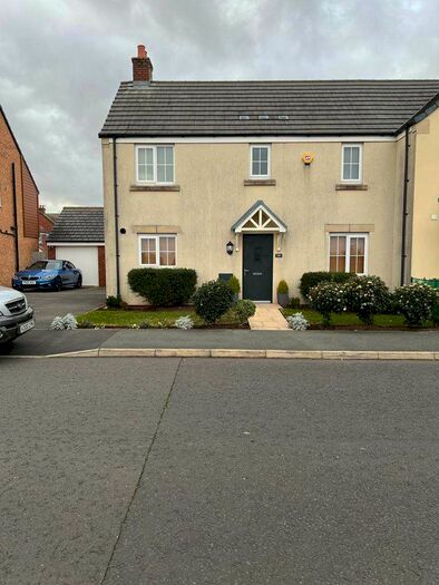 3 Bedroom Semi-Detached House To Rent In Windward Avenue, Fleetwood, FY7