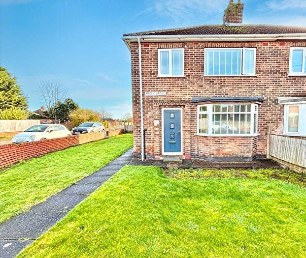 3 Bedroom Semi-Detached House For Sale In Holly Grove, Kirkby In Ashfield, NG17