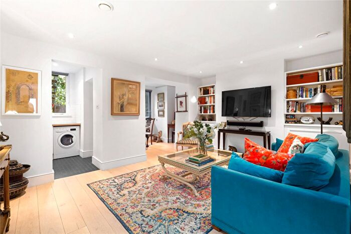 1 Bedroom Terraced House To Rent In Ledbury Road, Notting Hill, W11