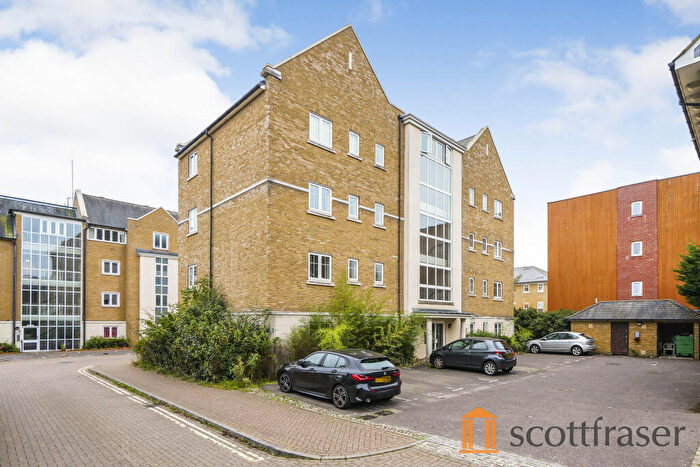 2 Bedroom Flat To Rent In Reliance Way, Oxford, Oxfordshire, OX4