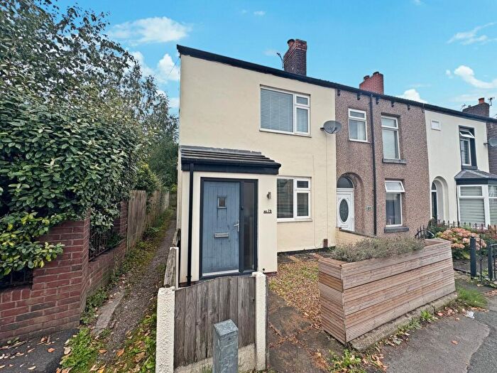 3 Bedroom End Of Terrace House For Sale In Bolton Road, Westhoughton, BL5