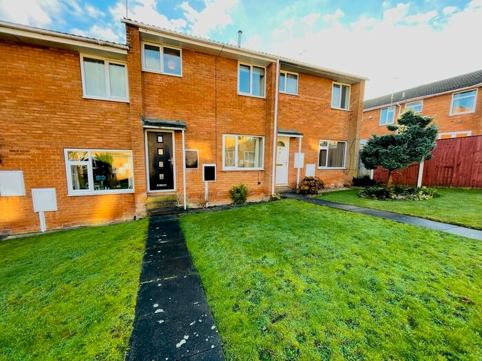 3 Bedroom Terraced House To Rent In Meadowcroft Gardens, Westfield, Sheffield S20