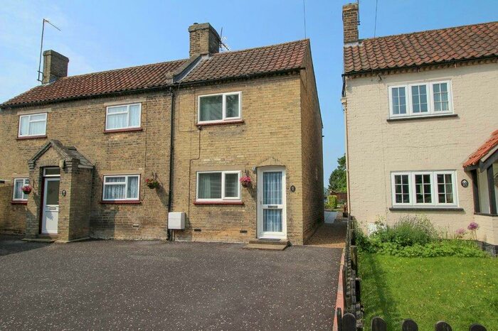 2 Bedroom Semi-Detached House To Rent In Oxford Street, Exning, Suffolk, CB8