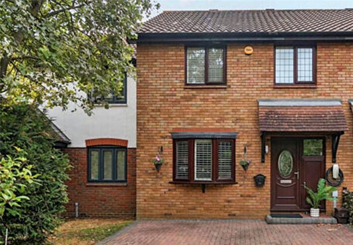 3 Bedroom Terraced House For Sale In Larch Grove, Sidcup, DA15