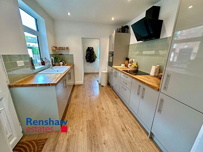 3 Bedroom Semi-detached House For Sale In Wharncliffe Road, Ilkeston, Derbyshire, DE7