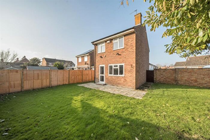 3 Bedroom Link Detached House For Sale In Woods Ley, Ash, Canterbury, CT3