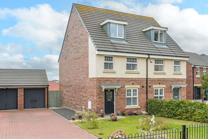 3 Bedroom Semi-Detached House For Sale In Whitesmiths Way, Swordy Park, Alnwick, Northumberland, NE66