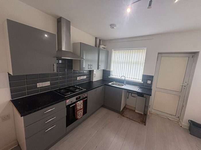 3 Bedroom Property To Rent In Farndale Avenue, Coventry, CV6