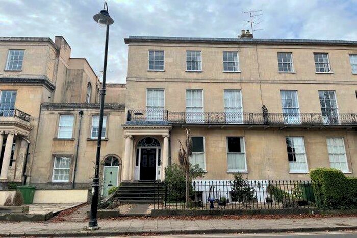 2 Bedroom Flat To Rent In Montpellier Terrace, Cheltenham, GL50