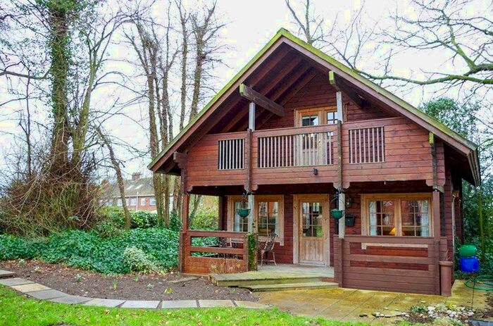 2 Bedroom Property To Rent In Main Road, Thorngumbald, East Yorkshire, HU12