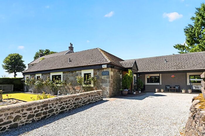 4 Bedroom Bungalow For Sale In Muirend Cottage, Glenhead Road, Lochwinnoch, PA12