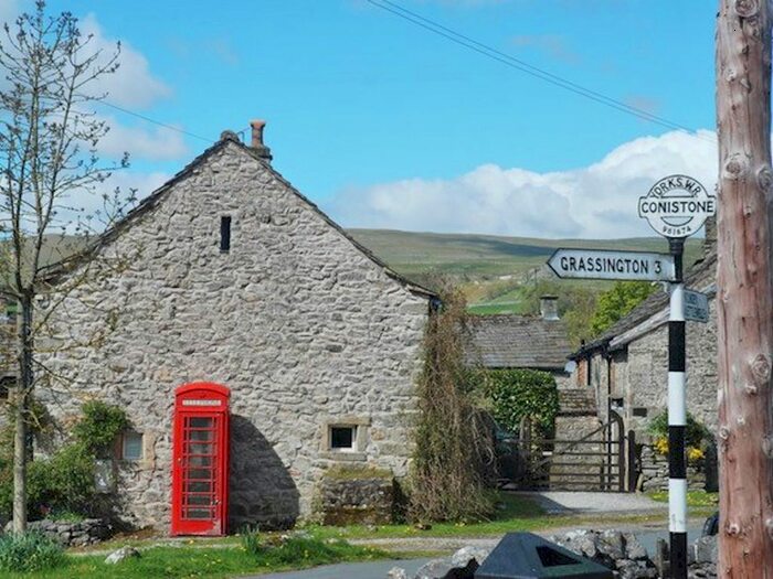 3 Bedroom Cottage For Sale In Conistone, Skipton, BD23