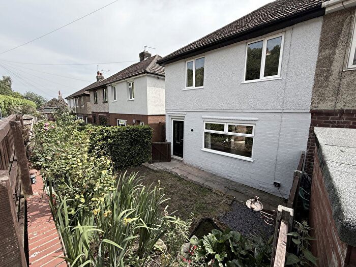 3 Bedroom Semi-Detached House To Rent In New Road, Crich, DE4