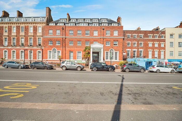 2 Bedroom Flat For Sale In The Esplanade, Weymouth, Dorset, DT4