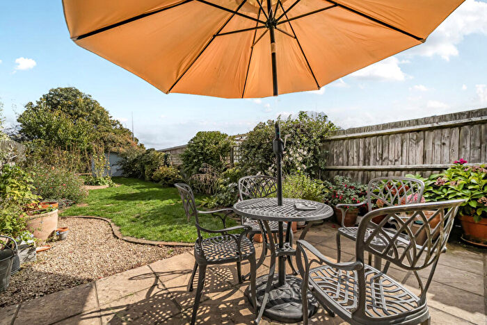 3 Bedroom End Of Terrace House For Sale In Eastview Road, Wargrave, Reading, Berkshire, RG10